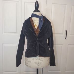 Elegant Black Velvet Women's Jacket